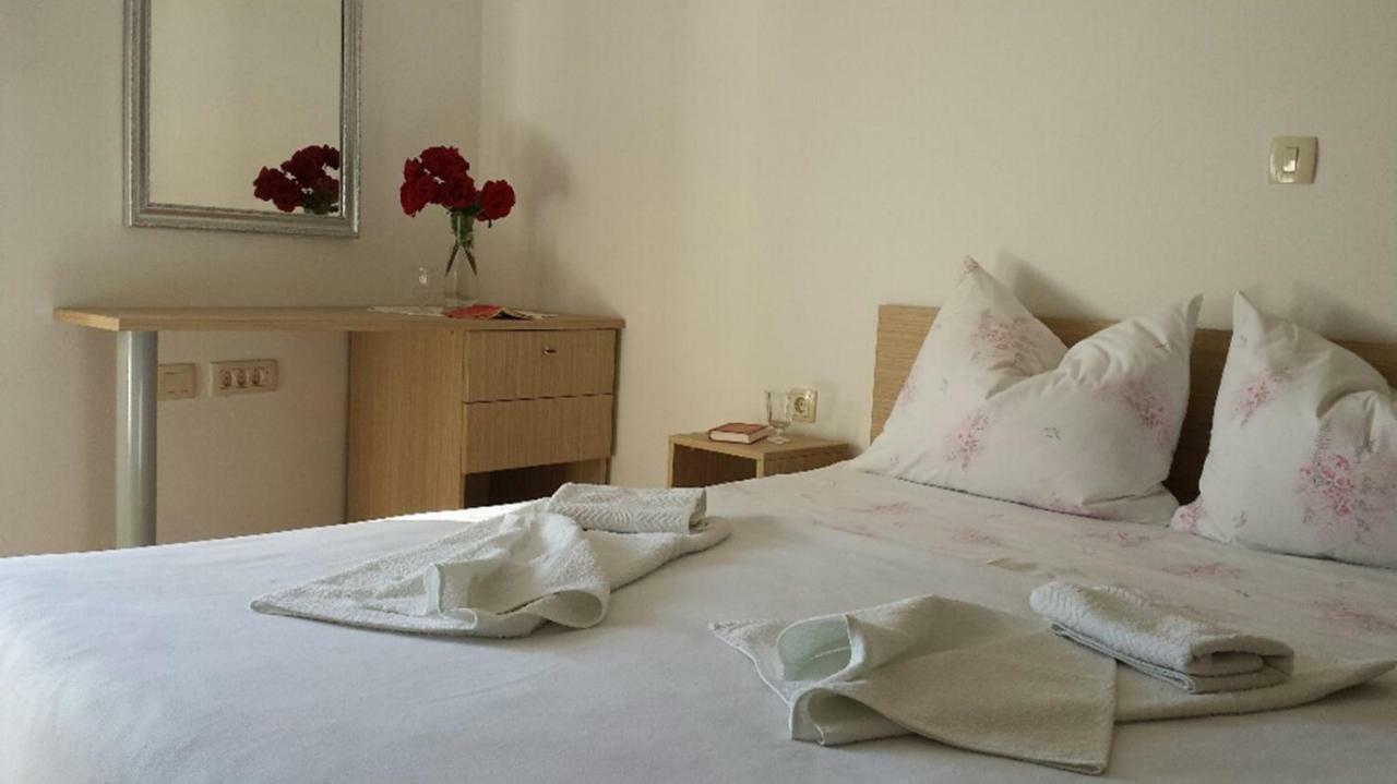 Apartment Vedran - Brsec Old Town Εξωτερικό φωτογραφία